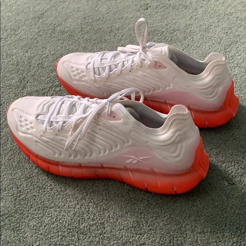 Women's Reebok Zig Zag shoes